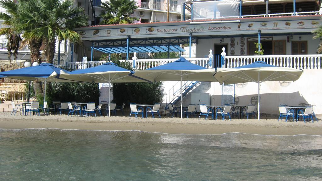 Oasis Hotel Theodoros & Litsa Galaris Agia Marina  Dış mekan fotoğraf